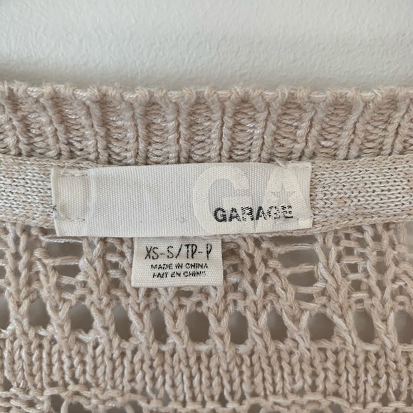 Garage Cream Shawl - Picture 2 of 5